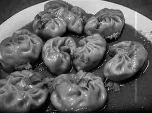 Veg Gravy Momos
