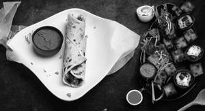 Paneer Makhani Rumali Roll