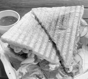 Veg grilled sandwich