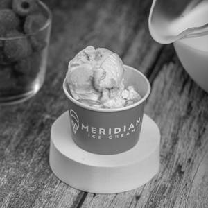 Raspberry Ripple Ice Cream [2 Scoops]