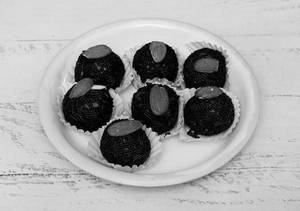Kaju Chcolate Ladoo