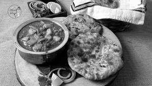 Naan Chole