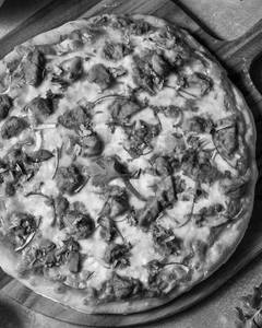 Tandoori chicken tikka pizza