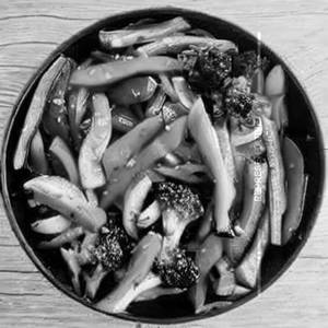 Stir Fried Vegetables In Hot Garlic Sauce