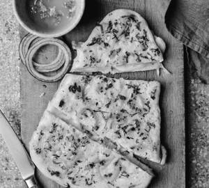 Cheese naan
