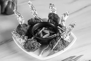 Chicken Lollipop (6 Pcs)