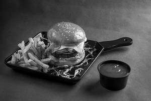 Aloo Tikki Burger
