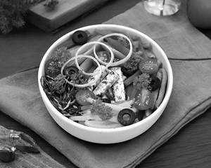 Spiced Herb Paneer Ranch Salad