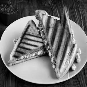 Cheese corn grilled sandwich