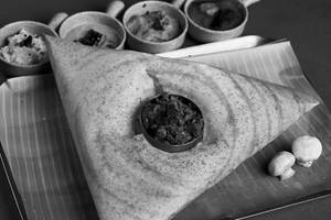 Pepper Mushroom Dosa