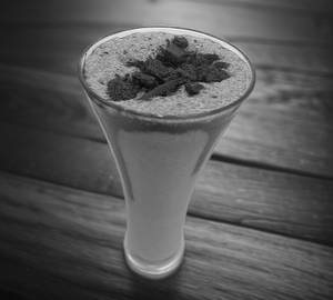 Berry Crumble Cookie Shake