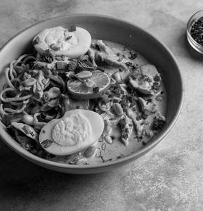 Prawn Burmese Khao Suey