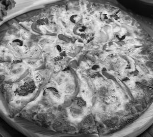 Breadless Pizza ( Videshi )