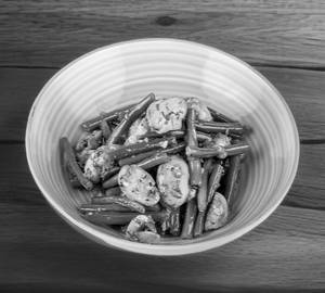 Stir-Fried French Beans & Mushrooms With Burnt Garlic