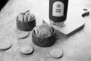 Achari Mathri [400 gm]