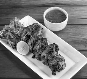 Surkh Murgh Tikka