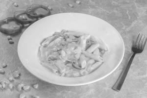 Veg White Sauce Penne Pasta