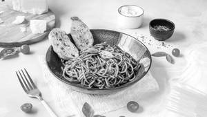 Buttery Chilly Oil Garlic Spaghetti