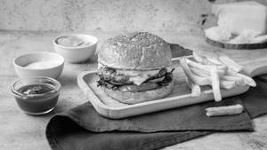 Chipotle Chicken & Cheese Burger With Fries