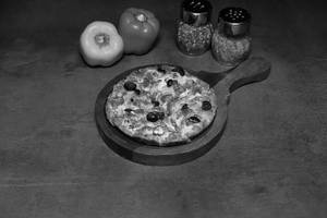 Mexican Hot & Spicy Pizza
