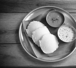 Idli 5 pcs