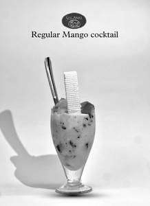 Mango cocktail with ice cream