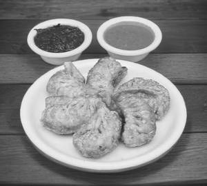 Crispy Fried Chicken Momos