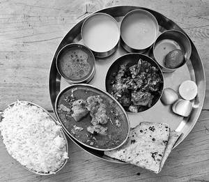 Fried Chicken Thali