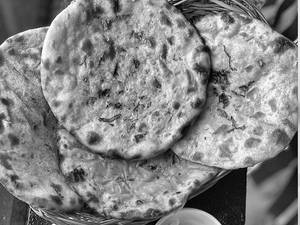 Gobi Paratha Combo