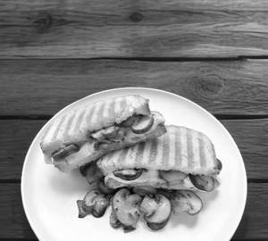 Mushroom Sandwich