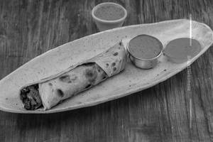 Paneer Malai Tikka Egg Roll