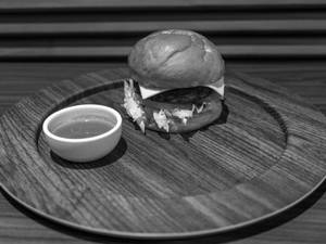 Tawa chicken burger