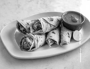 Chicken Malai Tikka Egg Roll