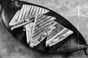 Grilled Masala Sandwich