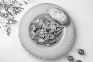 Creamy Pesto Pasta