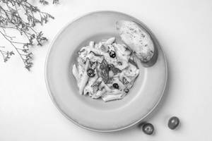 Penne Pasta With Creamy Mushroom Sauce