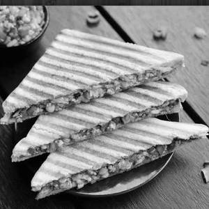 Veg grilled sandwich