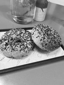 Noa Everything (All Seed) Bagel (2pcs)