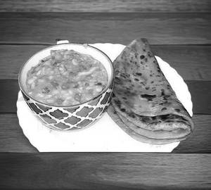 Paratha 2pc + Cholar Daal