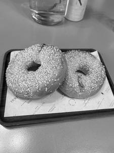 Noa Classic Sesame Bagel (2pcs)
