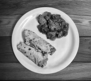 Tawa Roti (4 Pcs) + Chilli Chicken (4 Pcs) Combo     .