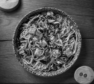 Paneer Schezwan Noodles