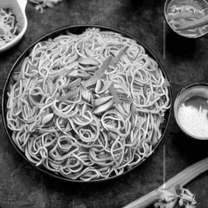 Vegetable Hakka Noodles