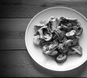Pork with mushroom [8 pieces]