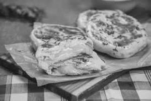 Cheese Naan