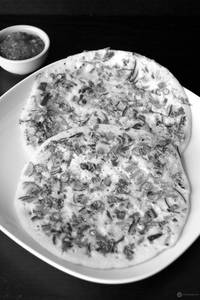 Onion uthappam