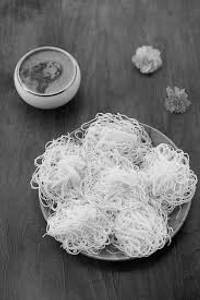 Idiappam (3Pcs) With Coconut Milk