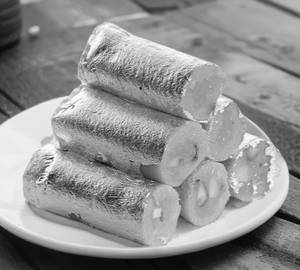 Kaju Roll {250Gm}