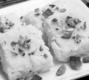 Malai Barfi {250Gm}