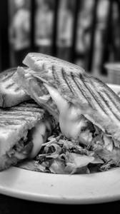 Egg sandwich
